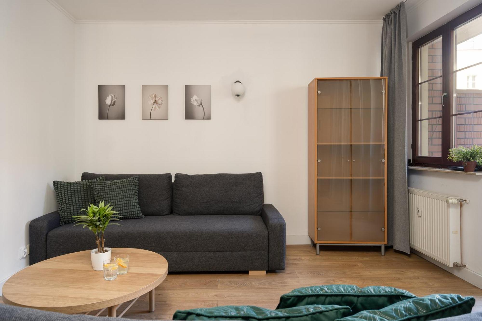 Leoapart Wrocław Exteriör bild